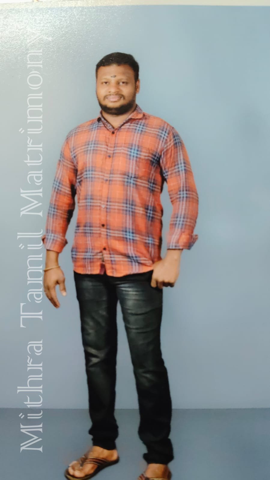 member-img
