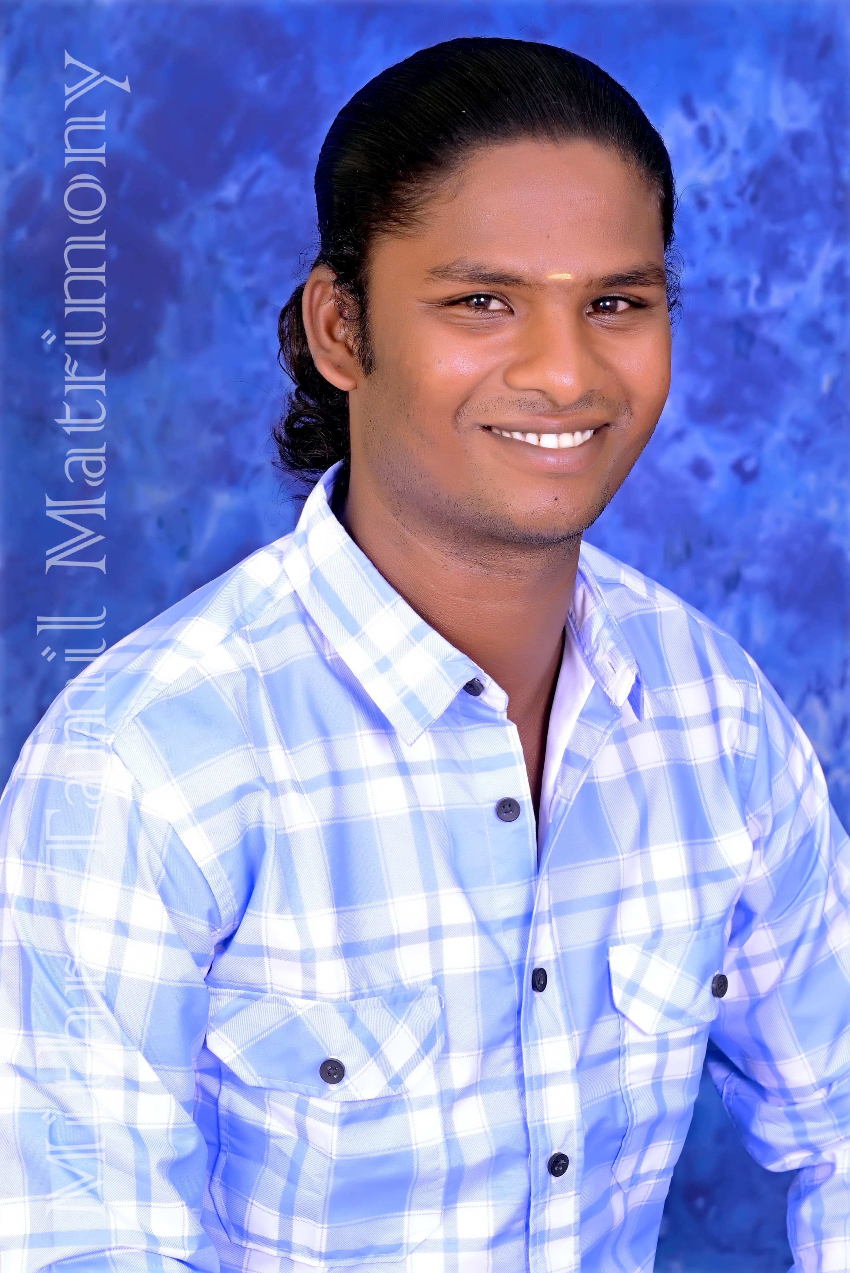 member-img
